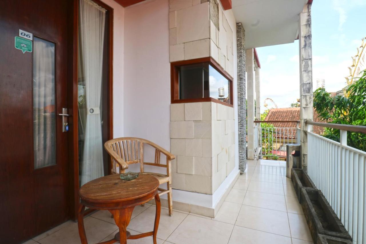 Saren Guest House Canggu Экстерьер фото