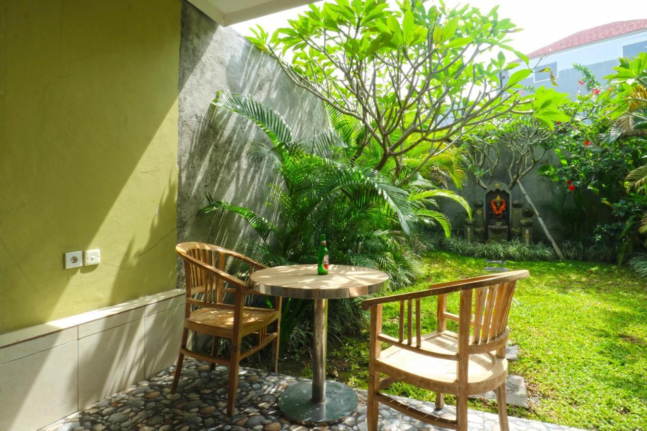 Saren Guest House Canggu Экстерьер фото
