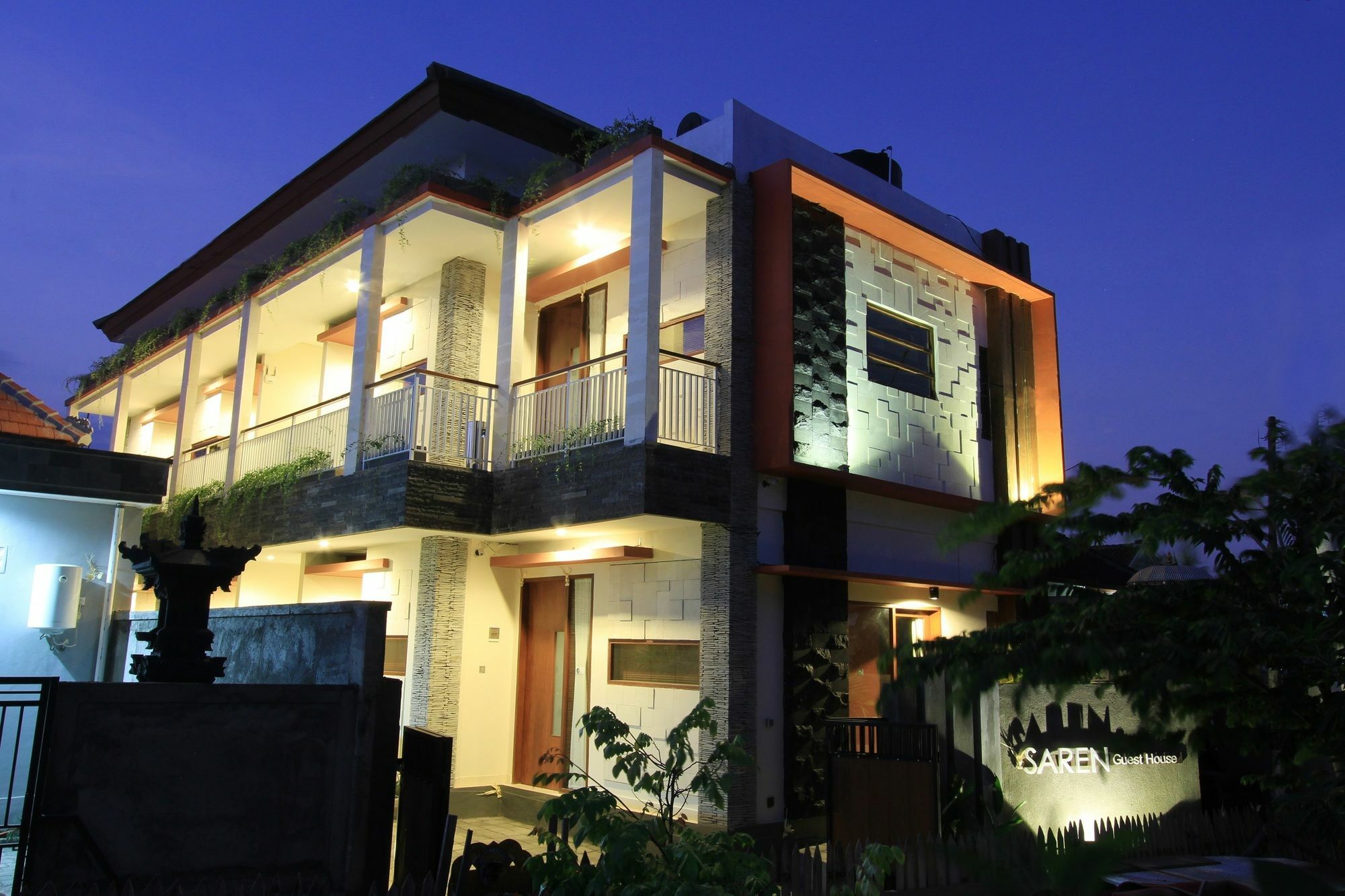 Saren Guest House Canggu Экстерьер фото