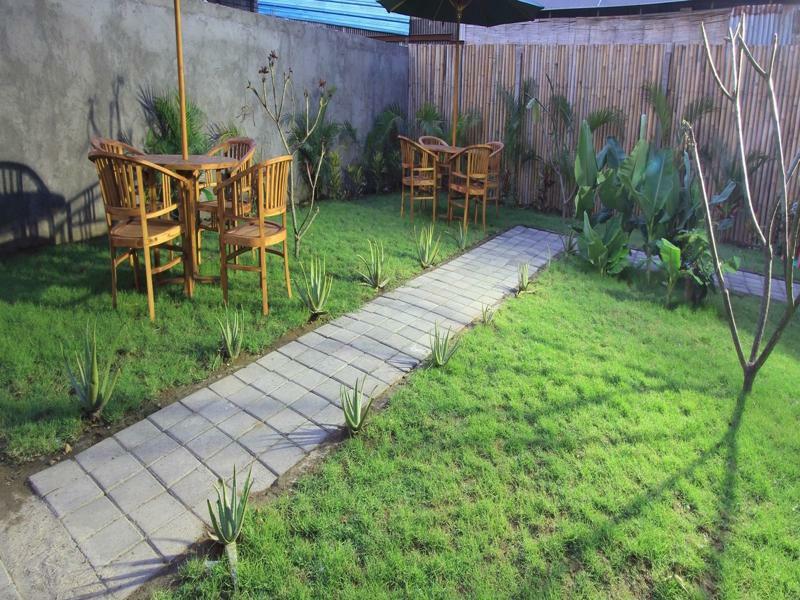 Saren Guest House Canggu Экстерьер фото